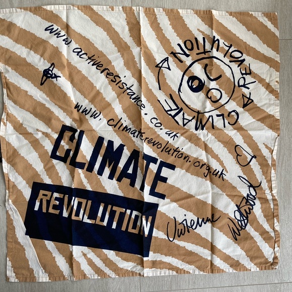 Vivienne westwood x lush knotwrap - Picture 3 of 11